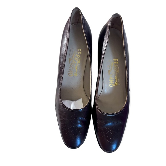 20% off Salvatore Ferragamo leather block heel shoes - Picture 3 of 11